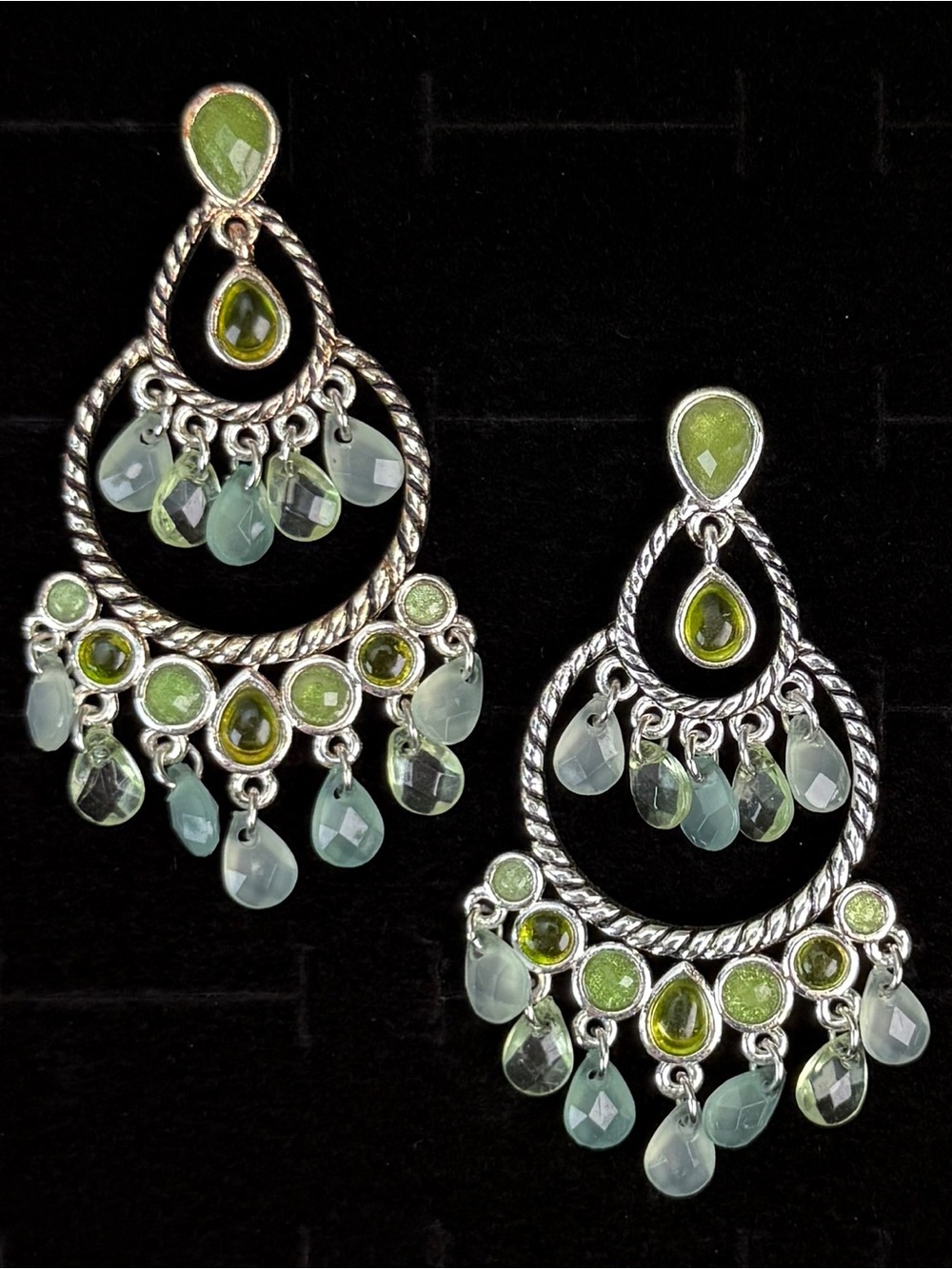 Vintage Silvertone and Green Dangle chandelier pierced Earrings